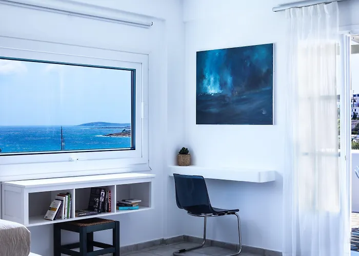 Aloni & מלון פיסו ליבאדי