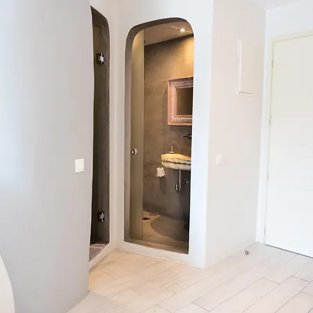 호텔 Aloni & 피소리바디