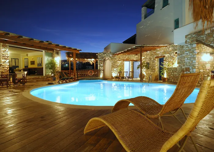 Aloni & Otel Piso Livadi